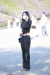 【精选街拍】Vol.3057 黑色流行的底色 [71P-1.52GB]